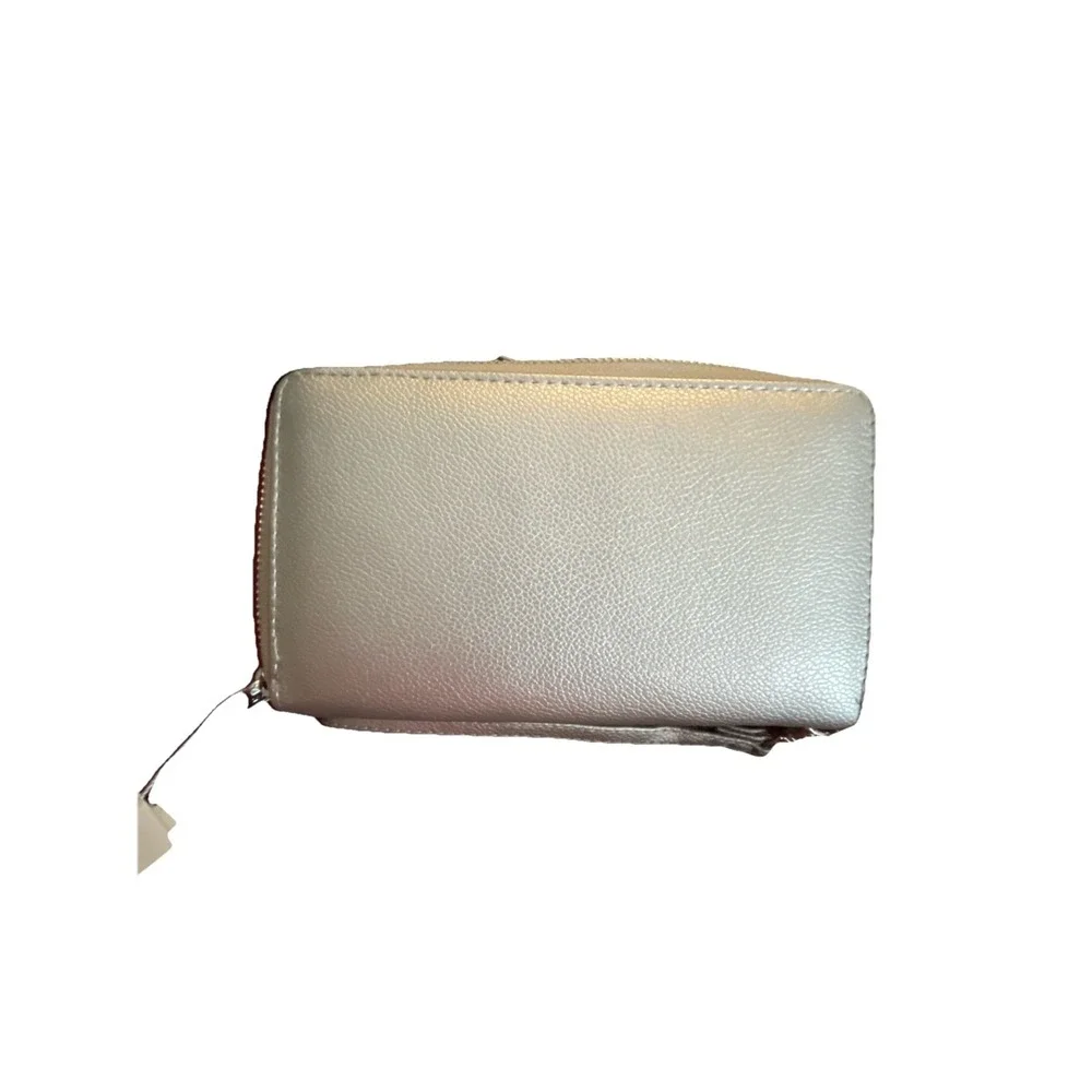 NWT Gift CXL Christian Lacroix‎ Blake Pewter Pebble Flap Snap Magnetic Closure